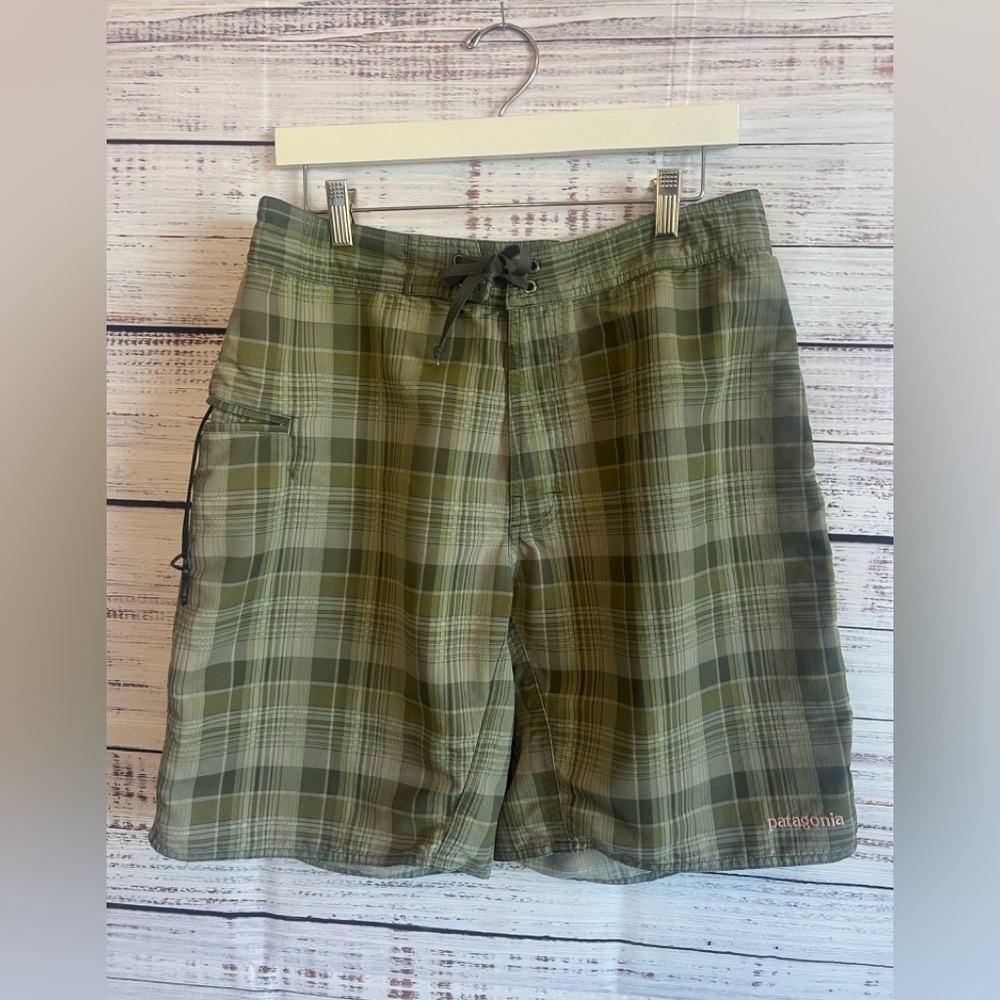 PATAGONIA MENS CASUAL / SWIM SHORTS - Picture 1 of 13